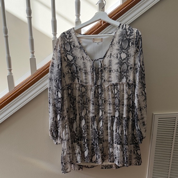 Altar'd State Dresses & Skirts - Altar'd State Black and Gray Snake Print Mini Dress